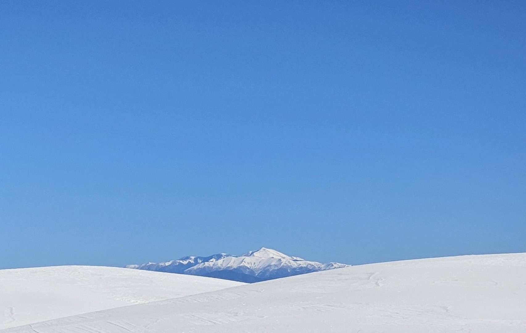 White Sand, Red Sand